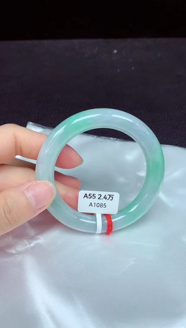 翡翠手镯未镶嵌镯子056+