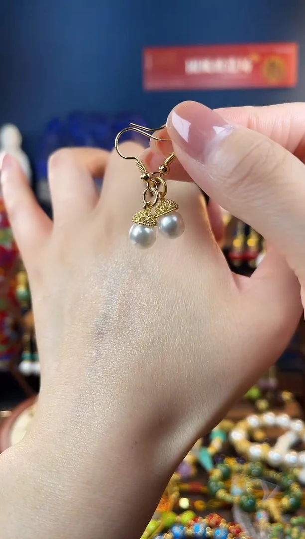 银S925镀金镶嵌淡水珍珠耳饰115号蕾丝仿花丝半月耳钩