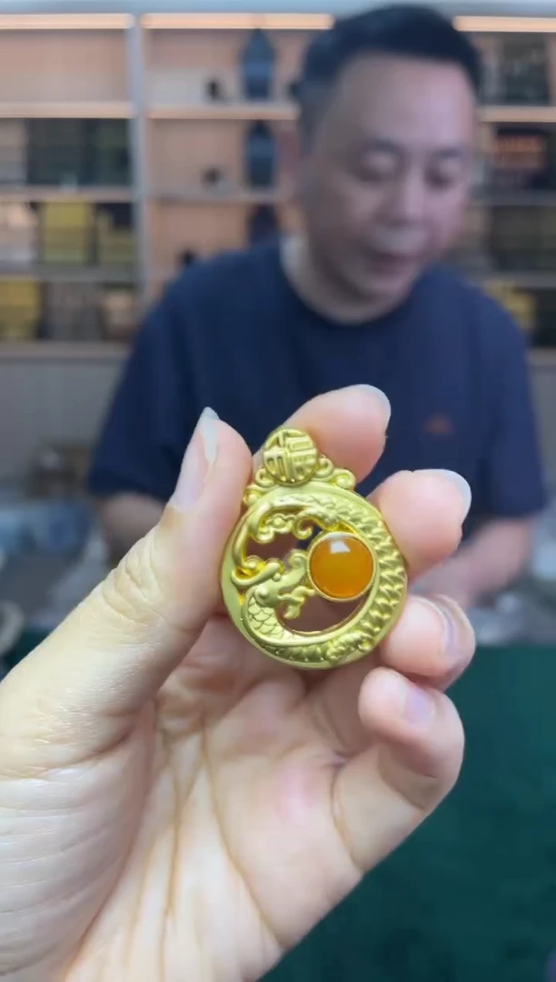 未镶嵌蜜蜡裸石多样性发一件
