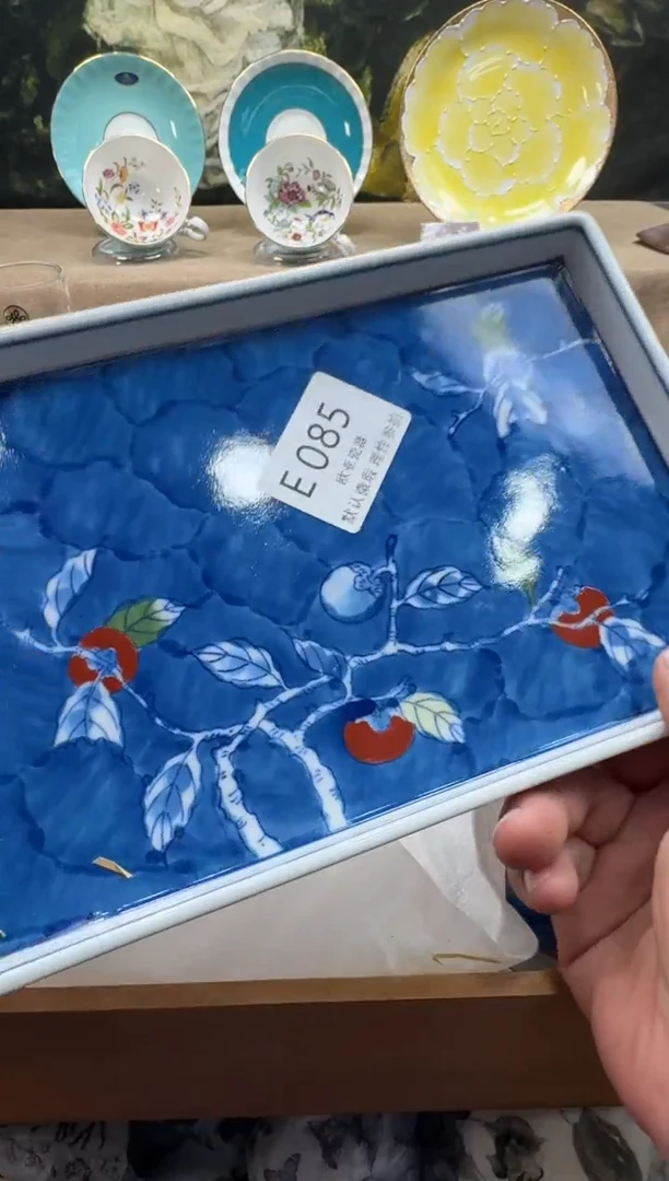 瓷片小****罐瓷片   E085