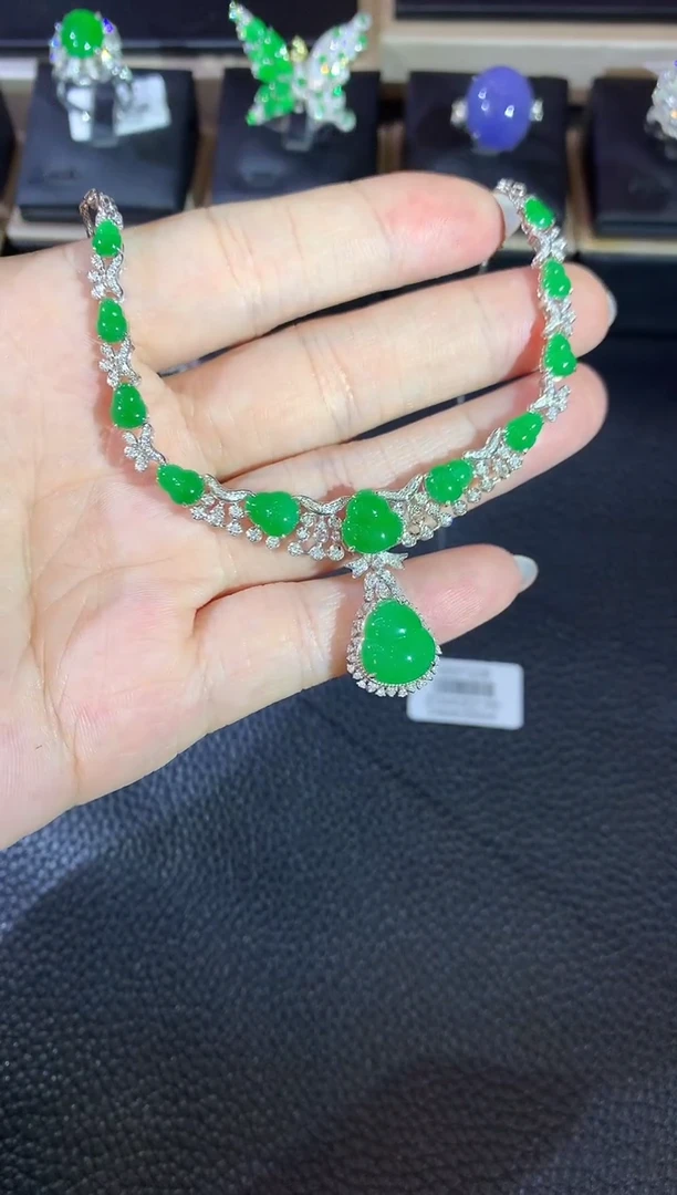 【闪购商品】翡翠套链18K金镶嵌W63 翡翠