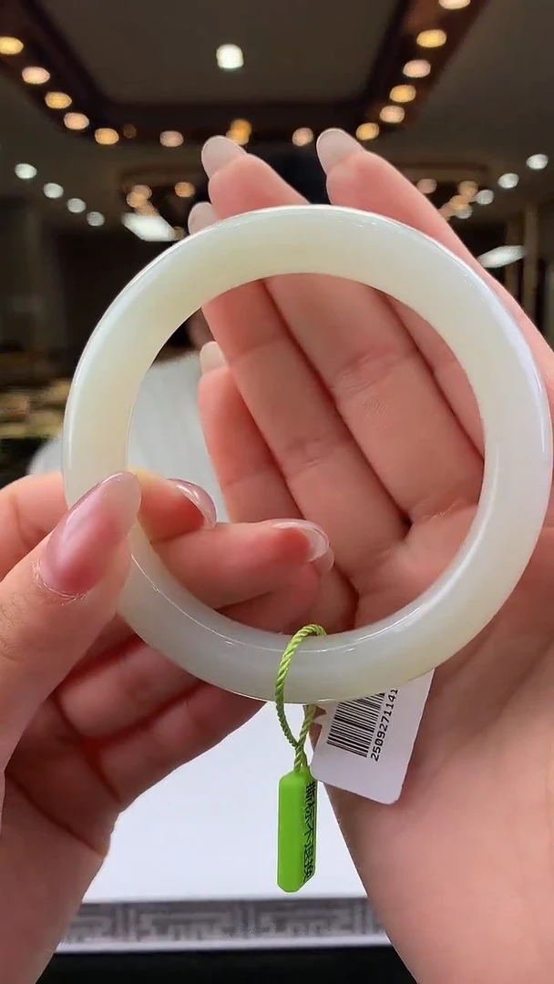 定制和田玉天然和田玉（拍一发一)