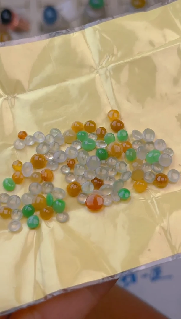 未镶嵌定制翡翠天然翡翠蛋面21