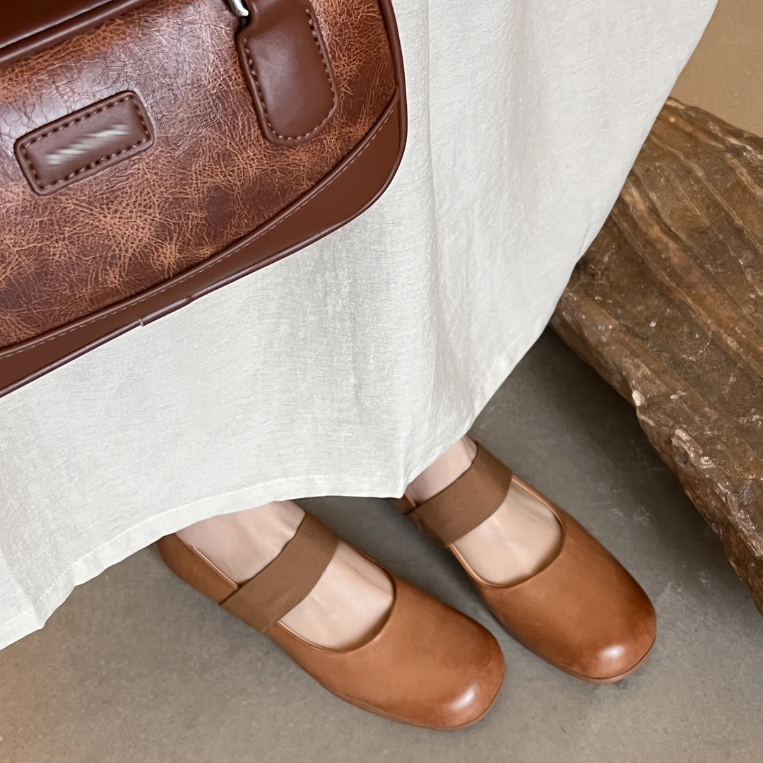 BOYA一字带玛丽珍单鞋女浅口法式复古出游百搭鞋子平底圆头小皮鞋