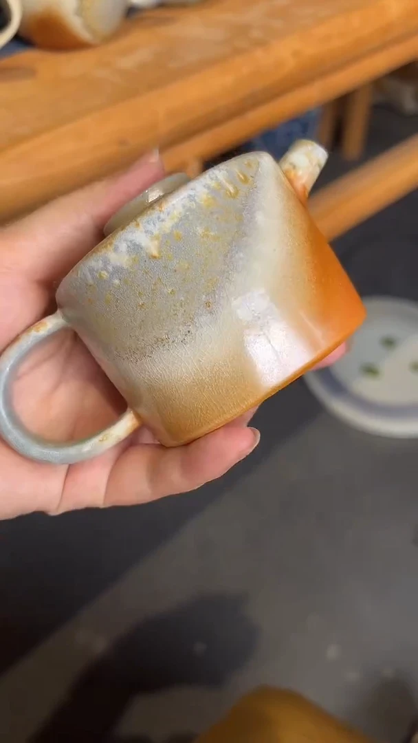 壶381号容量100-120ML 中白泥