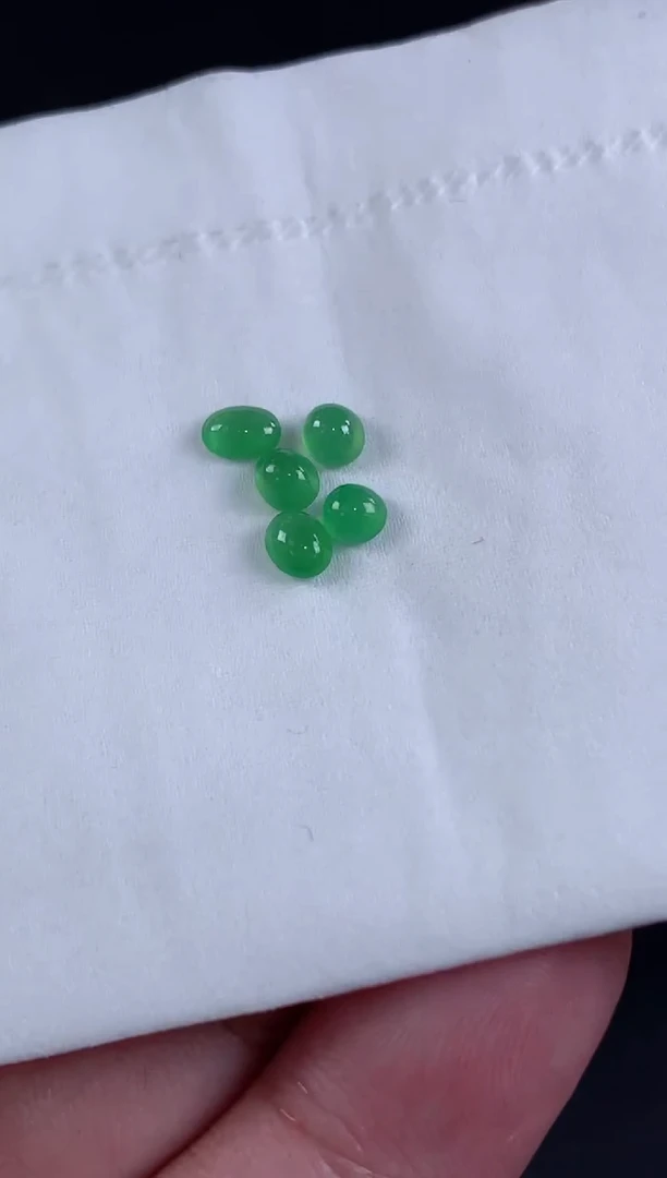 裸石翡翠多样性发一件