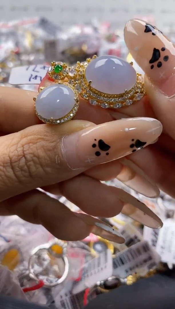 翡翠戒指银S925镶嵌666666    1