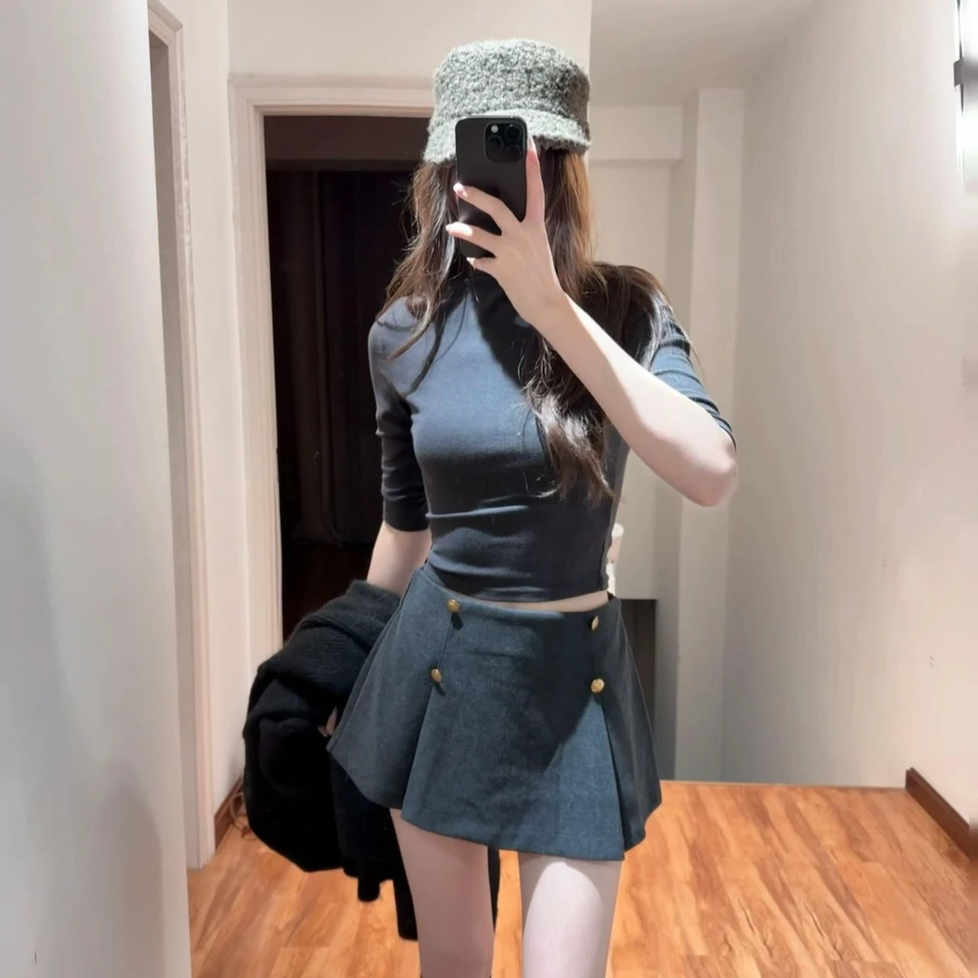 早秋韩系穿搭半高领中袖上衣女修身短款T恤灰色高腰短裙两件套