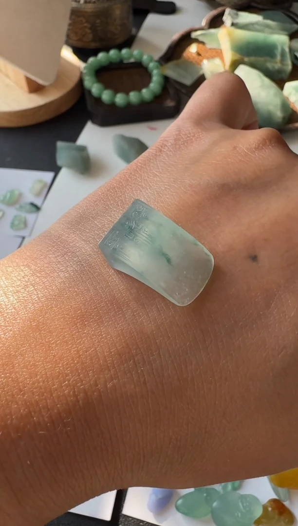 【闪购商品】定制翡翠未镶嵌仿古牌