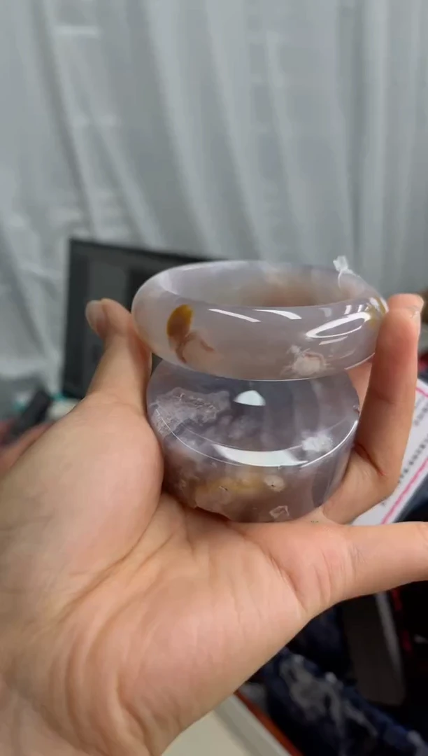 石英质玉手镯未镶嵌60圈口（赠送镯心）3600266