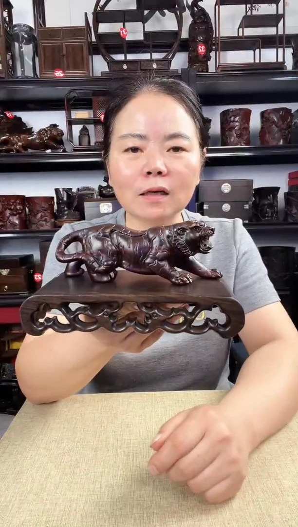 木1219+小老虎老李红木工艺品