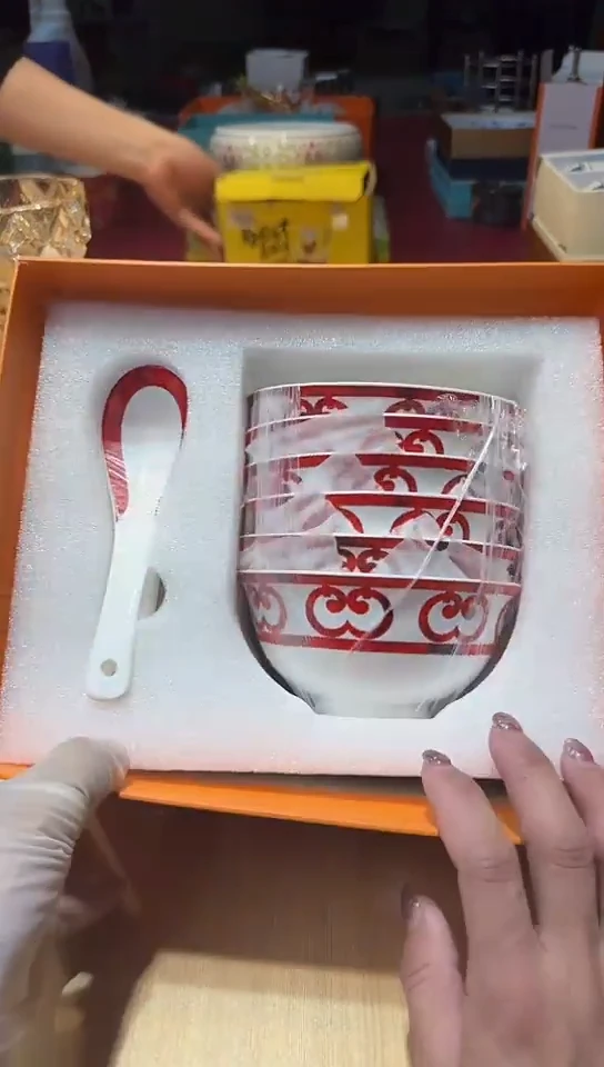 瓷片生活的本意是开心啊@@1