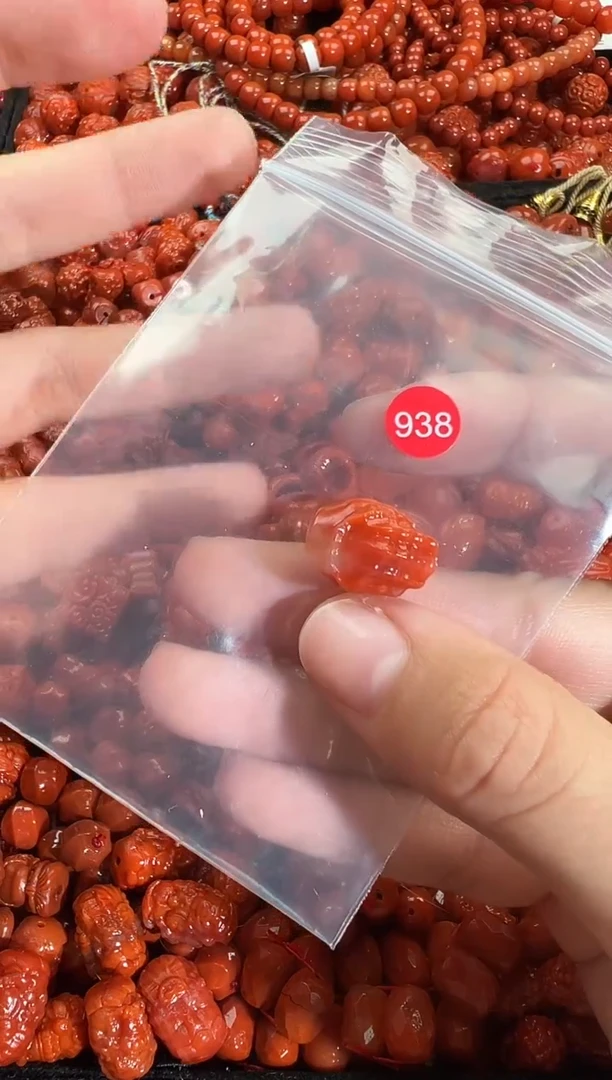 颈饰未镶嵌南红玛瑙11