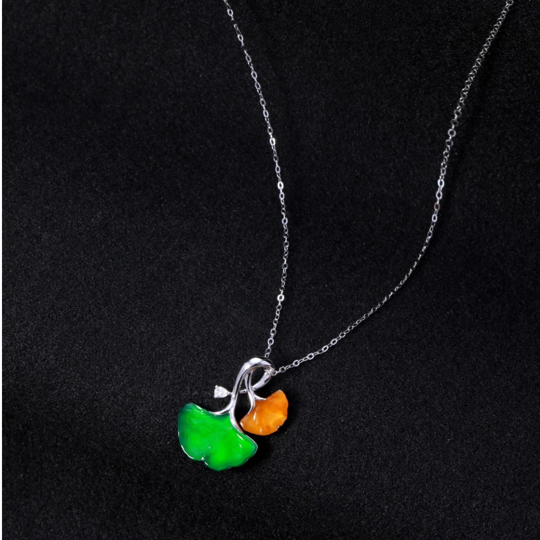 天然A货翡翠高冰阳绿颈饰18k真金真钻三生有幸吊坠