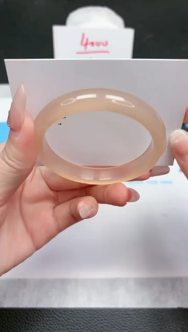 【闪购商品】石英质玉手镯未镶嵌696-55.5