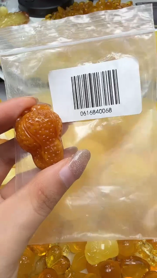 裸石琥珀未镶嵌如图