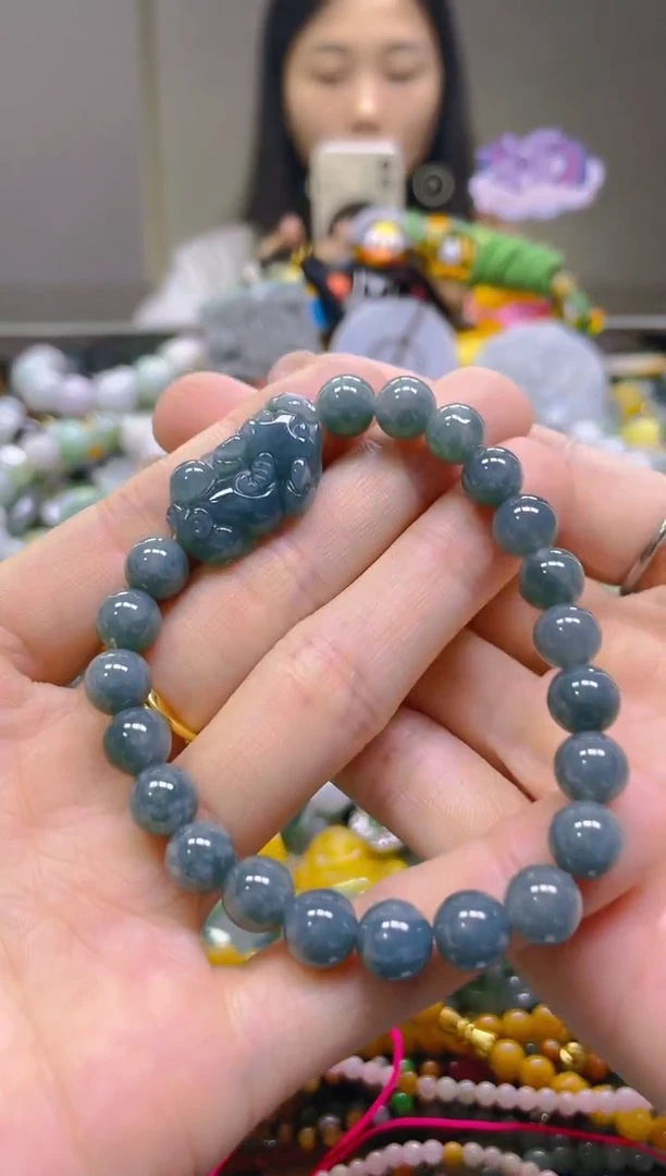翡翠未镶嵌颈饰8MM/B/翡翠A货，一件也是批发价