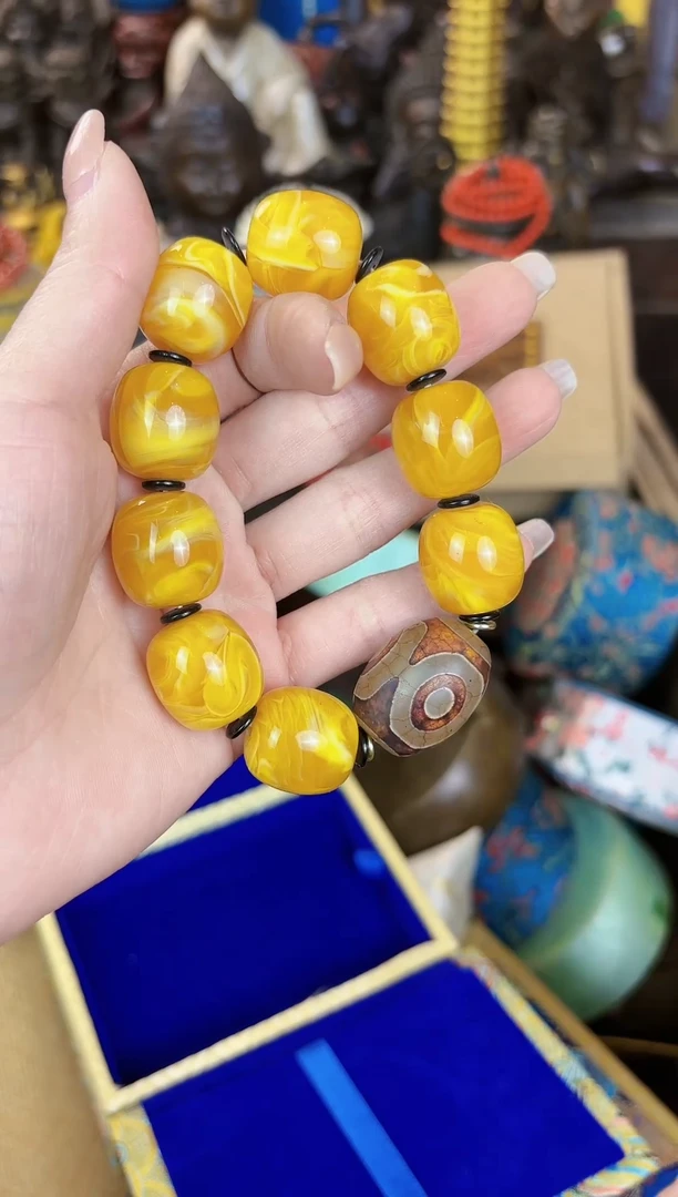 【闪购商品】蜜蜡手链未镶嵌【闪购商品闪购商品】