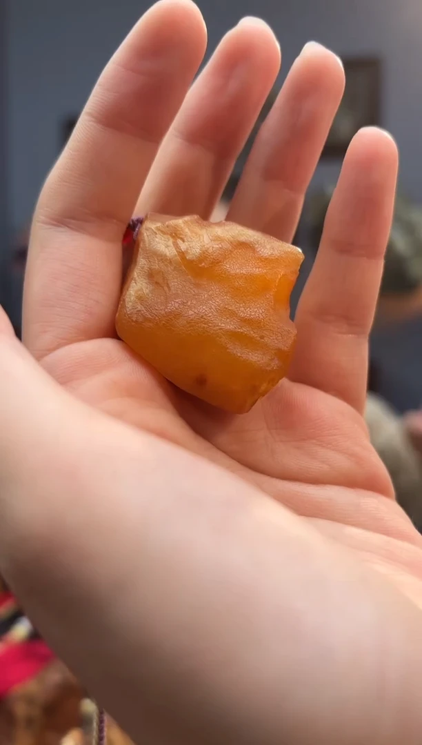 琥珀颈饰未镶嵌吊坠