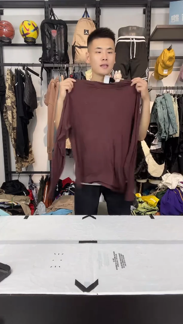 3256编码 瑕疵修复以直播间为准 尺码XXL