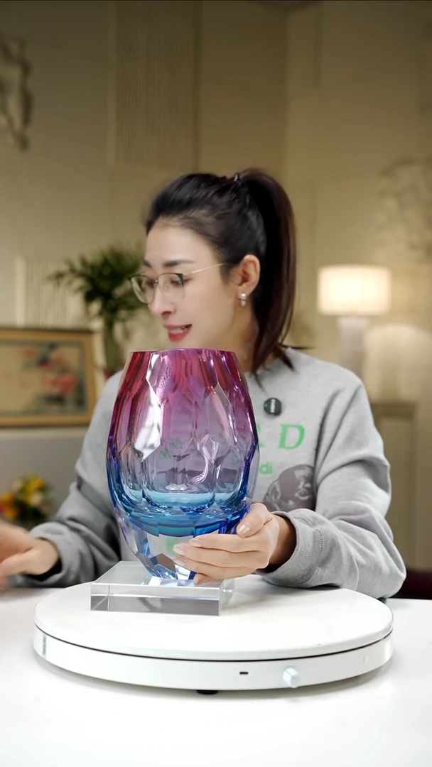 手工艺品琉璃宝石红蓝切面花瓶