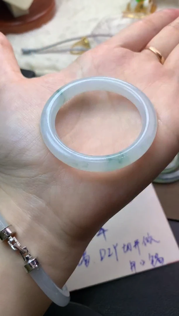 未镶嵌定制翡翠毛货