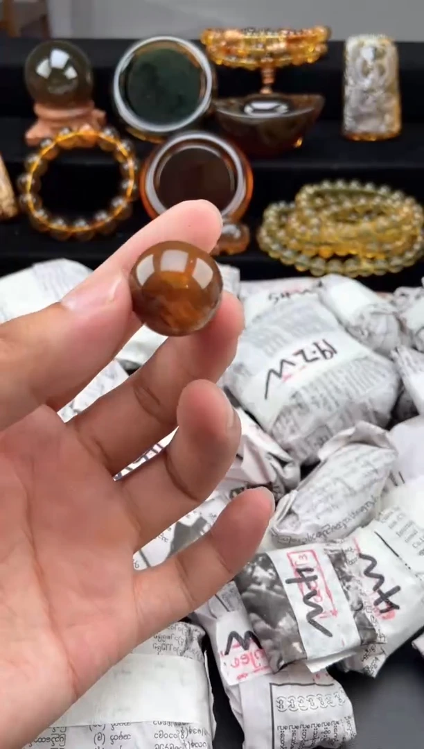 未镶嵌颈饰琥珀根蜜溶洞单珠