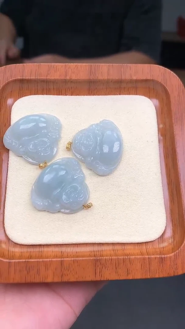 吊坠(不含链)18K金镶嵌翡翠佛公