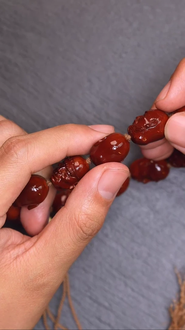 【闪购商品】橄榄核吊坠十二尊者回血