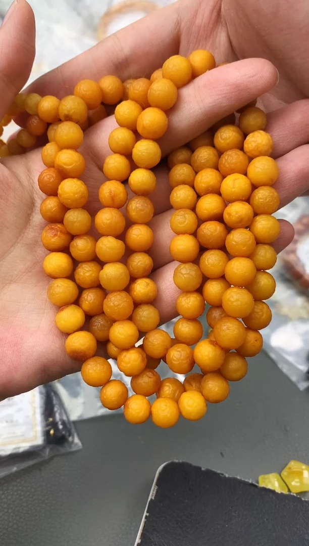 未镶嵌琥珀珠宝奇石178