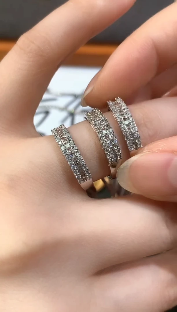 戒指18K金镶嵌钻石多样性发其一E460|2580