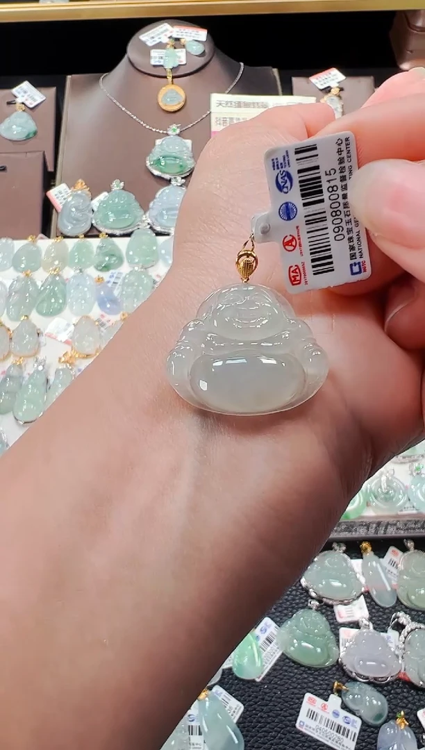 【闪购商品】翡翠吊坠(不含链)18K金镶嵌佛公吊坠815