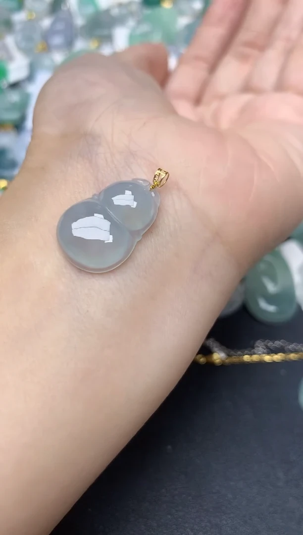 颈饰18K金镶嵌翡翠天然缅甸A货翡翠