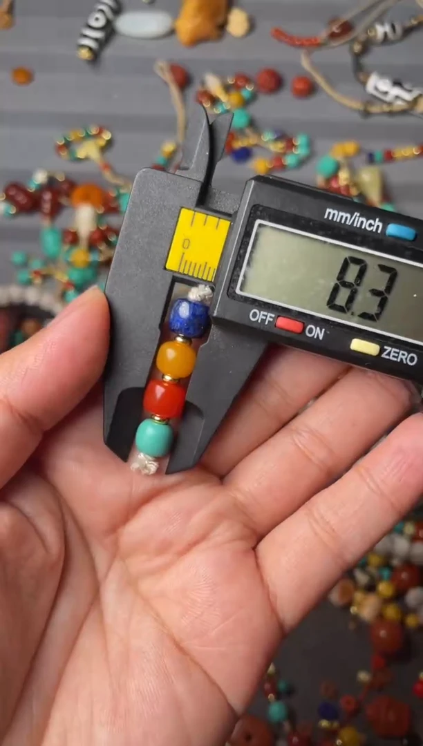 未镶嵌配饰玛瑙/玉髓多样性发货，8mm四彩灯