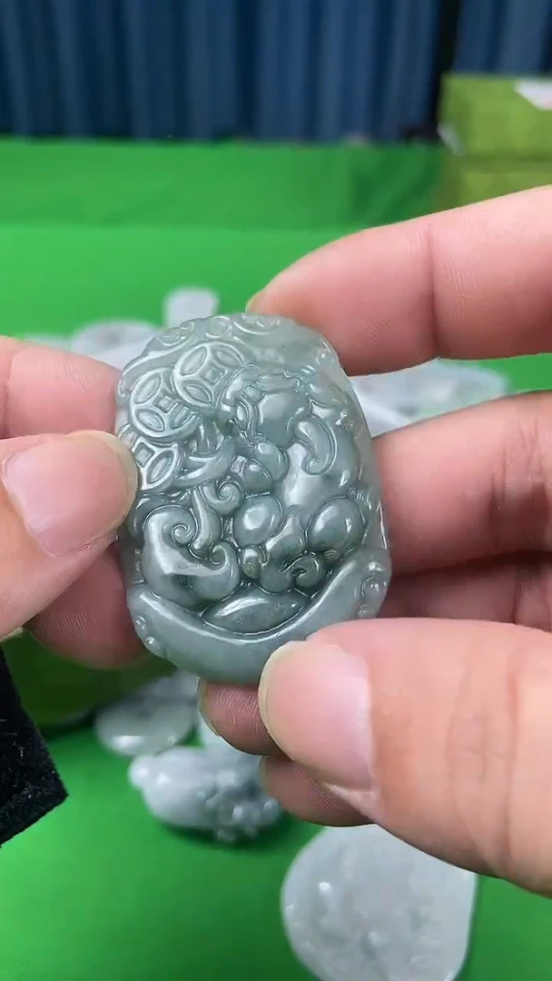 未镶嵌挂件翡翠天然翡翠A货小挂件