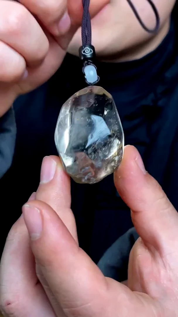 水晶摆件未镶嵌380