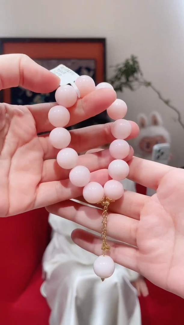 未镶嵌欧泊手链粉澳宝