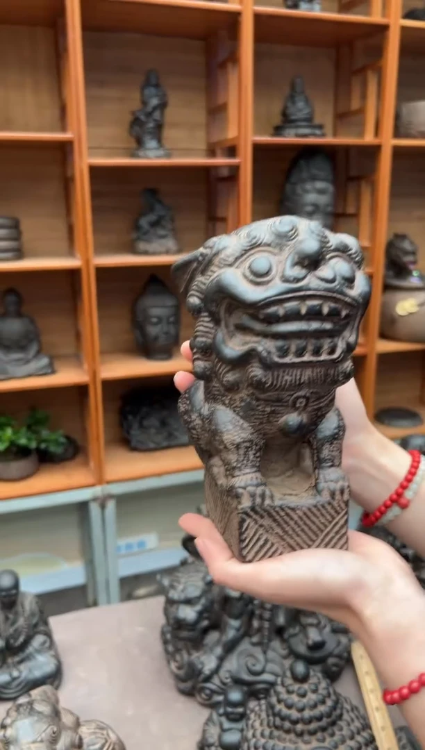 陶土【火山泥】案头狮