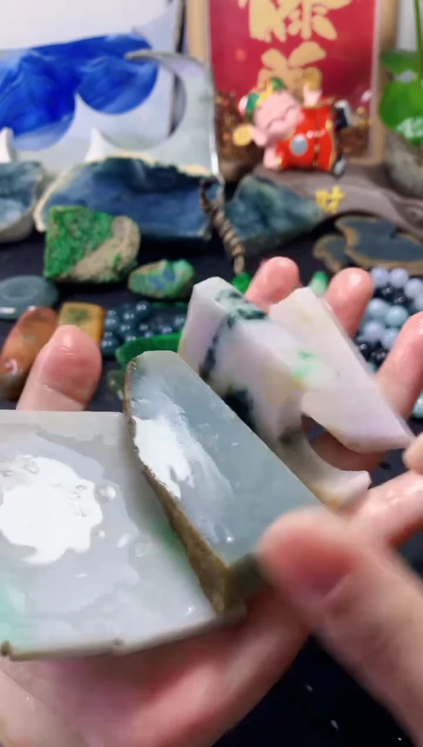 翡翠未镶嵌颈饰074天然翡翠