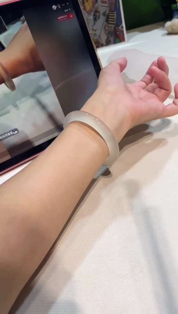 玛瑙/玉髓手镯未镶嵌53鉴赏期48小时