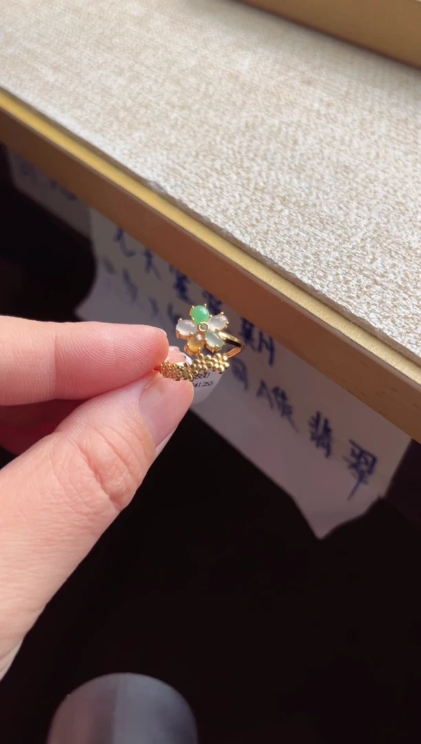 银S925镶嵌戒指翡翠1111