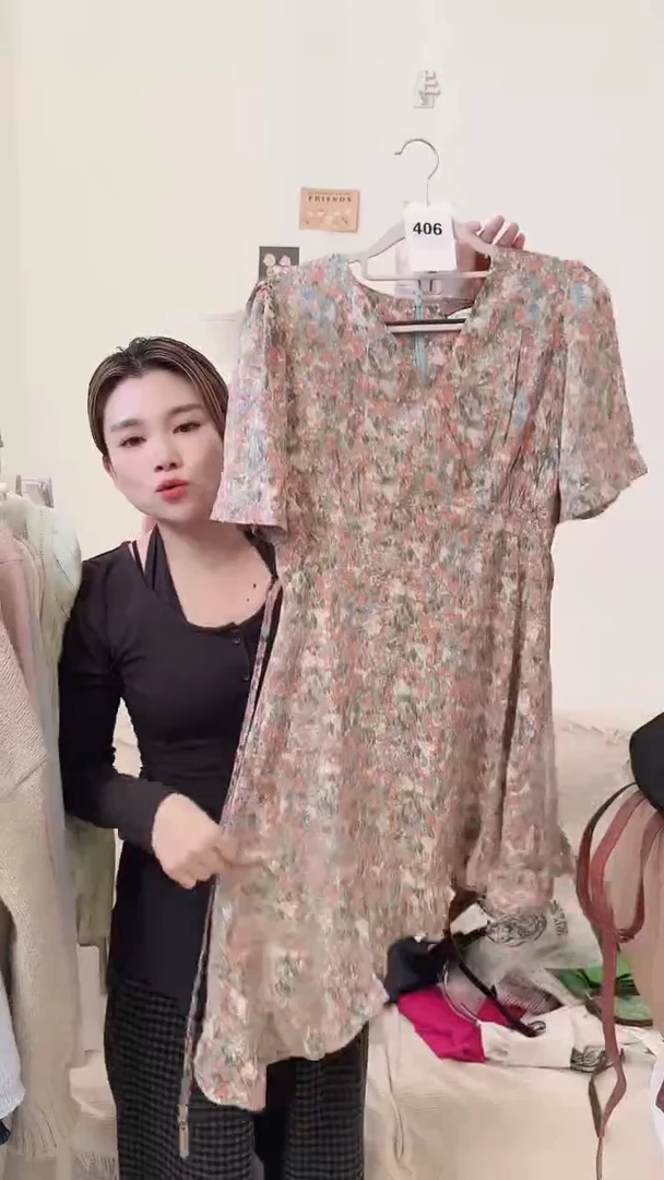 碎花雪纺连衣裙裙