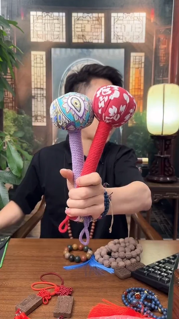 艾草的手工养生锤子