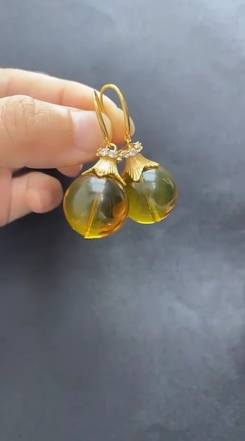 银S925镶嵌琥珀裸石蓝珀耳坠