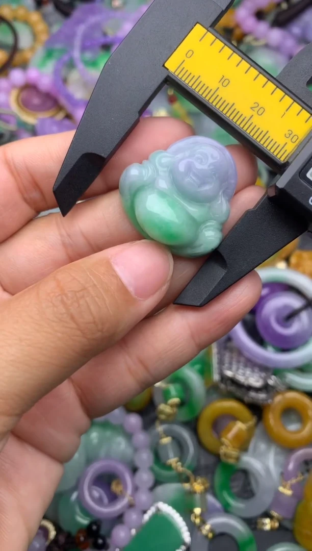 颈饰未镶嵌翡翠缅甸翡翠吊坠