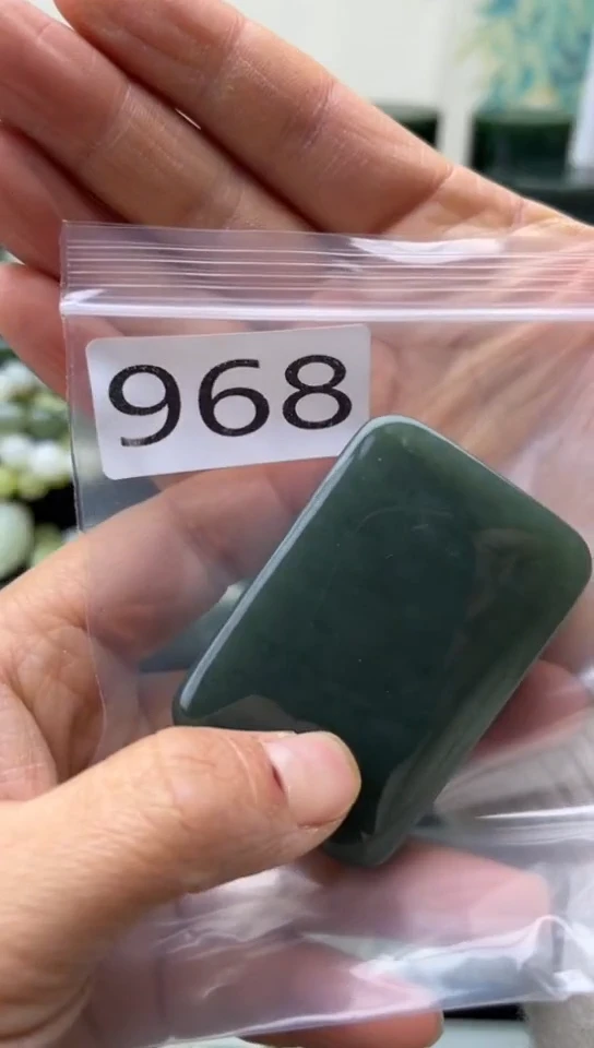 未镶嵌和田玉珠宝半成品牌子