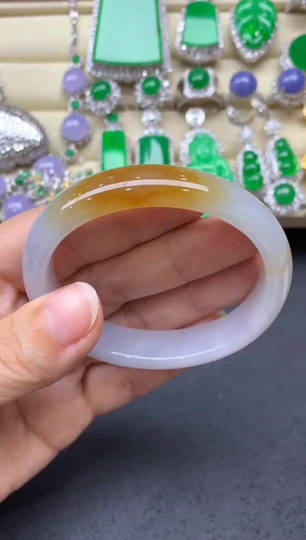 翡翠手镯未镶嵌630-中国好珍宝