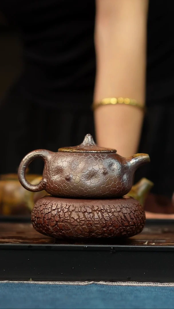 茶壶紫砂柴烧紫砂 全手天青供春150cc