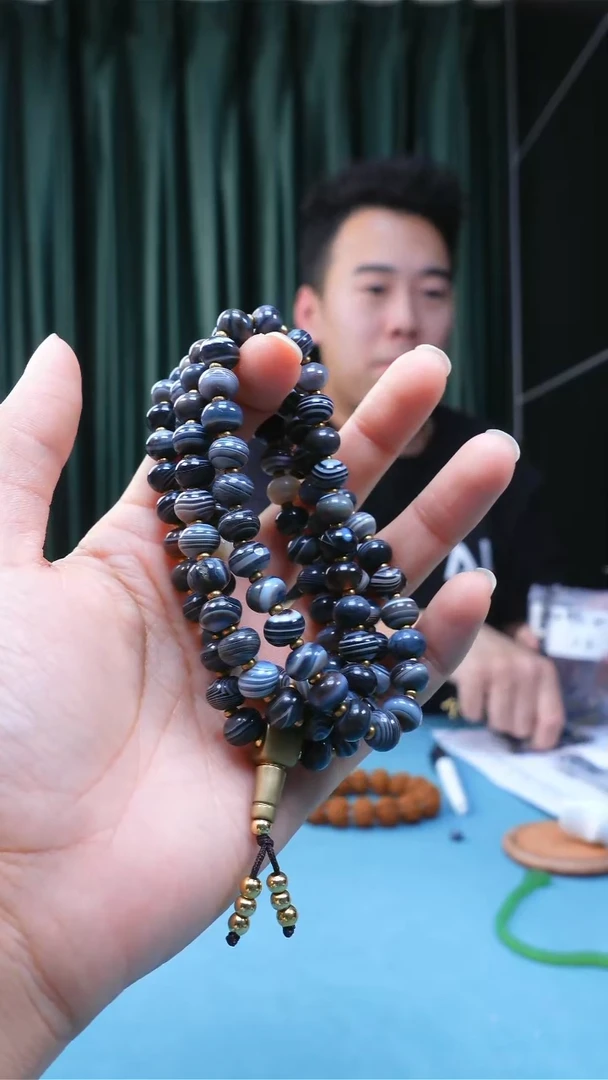 【闪购商品】玛瑙/玉髓脖挂未镶嵌8左右蓝沁玛瑙脖挂有平头介意勿拍