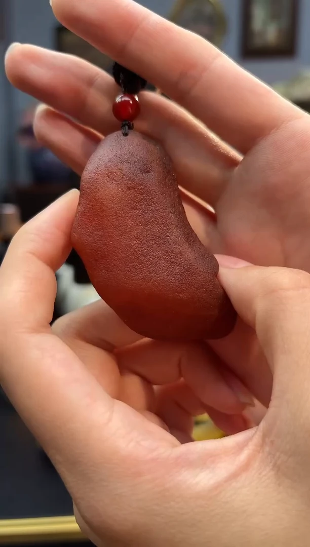 琥珀颈饰未镶嵌吊坠